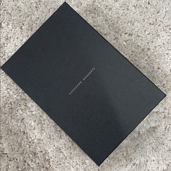 Black Giuseppe Zanotti Darsey Strappy Sandals. - Picture 2 of 6